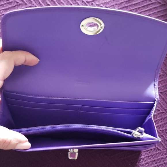 Wallet - Picture 3 of 3